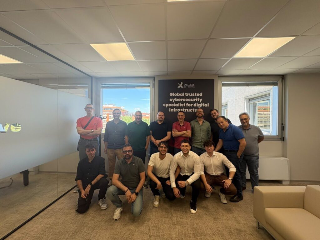 Foto di gruppo durante il corso Fortinet organizzato da Exclusive Networks